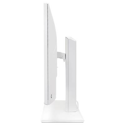 Vue de côté d'un ordinateur de bureau tout-en-un blanc avec un écran fin fixé à un support sur une base blanche assortie.