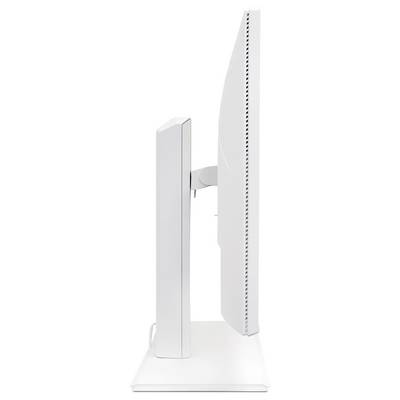 Vue latérale d'un moniteur d'ordinateur de bureau blanc sur un pied, montré isolé sur un fond uni.