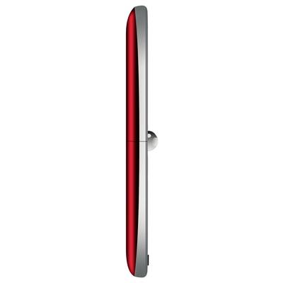 Vue rapprochée de profil d'un smartphone rouge et argenté, montrant son profil élancé et son bouton latéral.