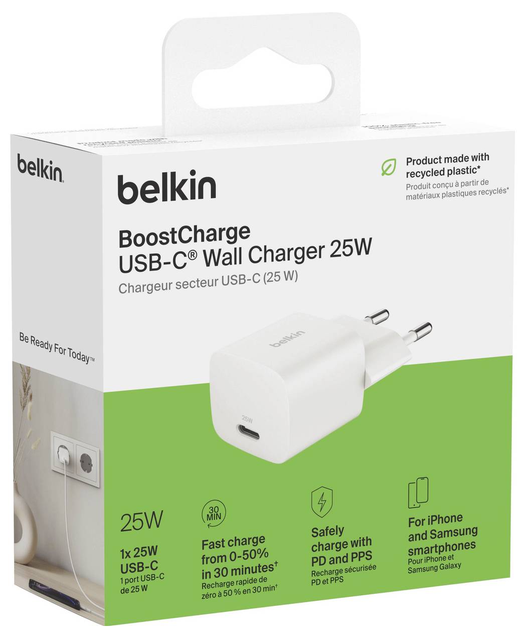 Boîtier produit du chargeur mural Belkin BoostCharge USB-C 25W, montrant un chargeur blanc, une allégation de plastique recyclé et une charge rapide pour téléphones.