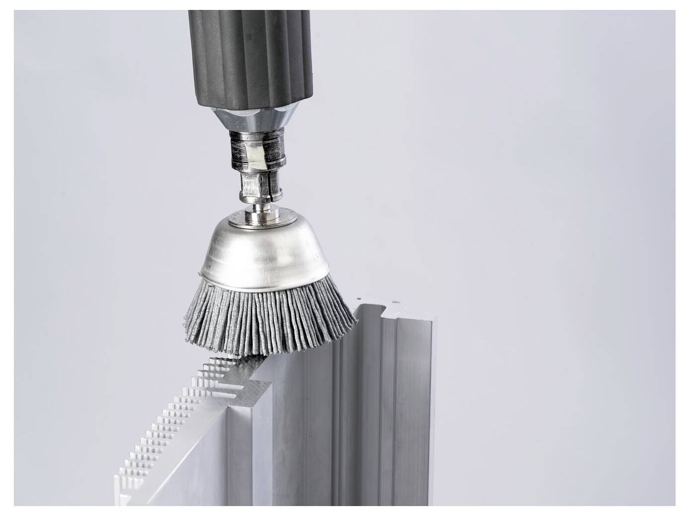 PFERD TOOLS OUTILS DE CHEVAL INOX-TOTAL brosse en pot non torsadée RBUIT Ø50 mm tige Ø6 mm SiC-filament Ø0,90 mm grain 1-1