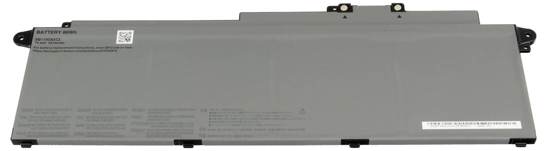 Vue arrière d'un appareil réseau Netgear montrant l'entrée d'alimentation, trois ports Ethernet et trois ventilateurs de refroidissement.
