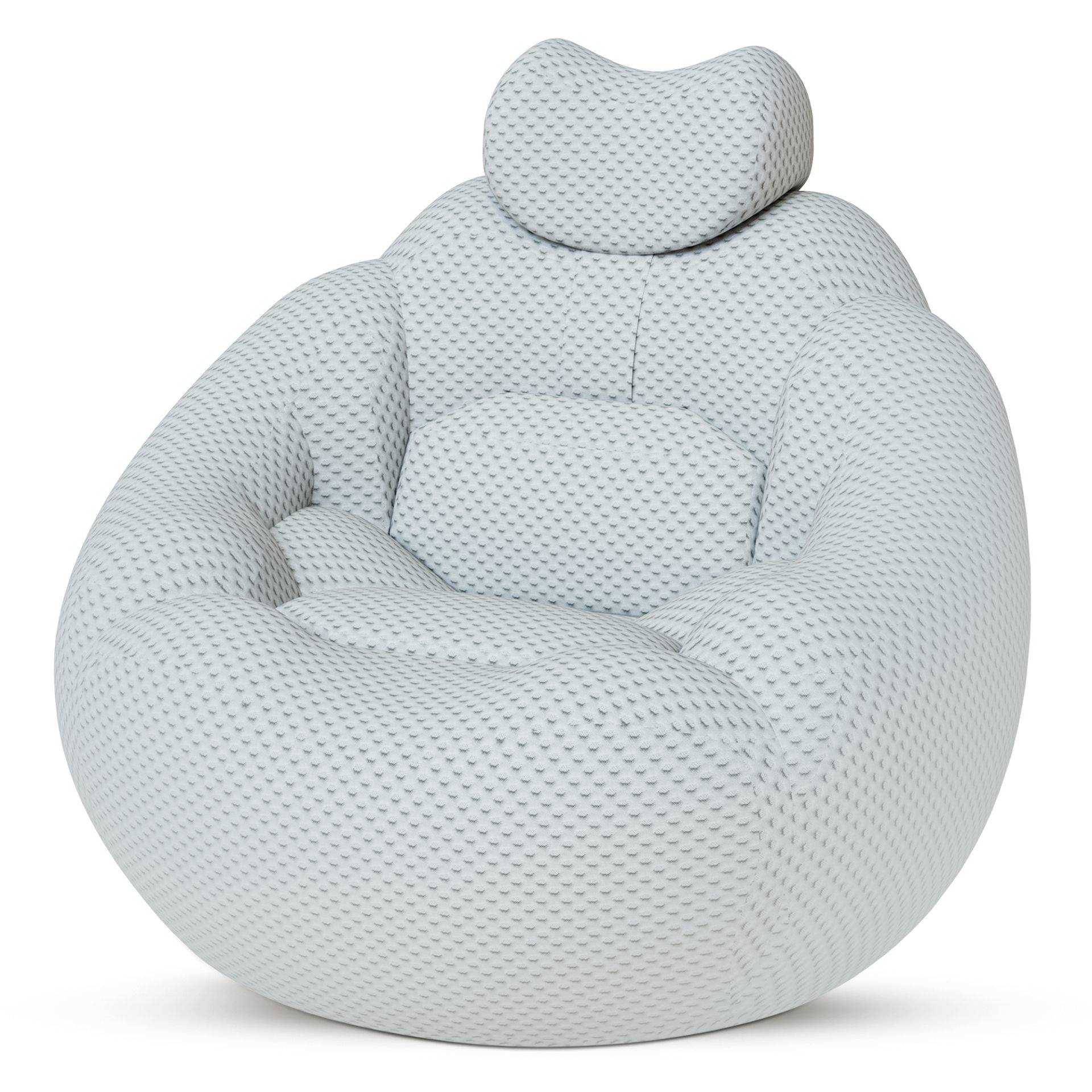 Fauteuil poire rembourré gris clair avec coussin cervical intégré, présenté sur fond blanc.