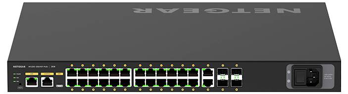 Vue de face d'un commutateur réseau NETGEAR avec de multiples ports Ethernet et des voyants d'état, plus un connecteur d'alimentation sur la droite.