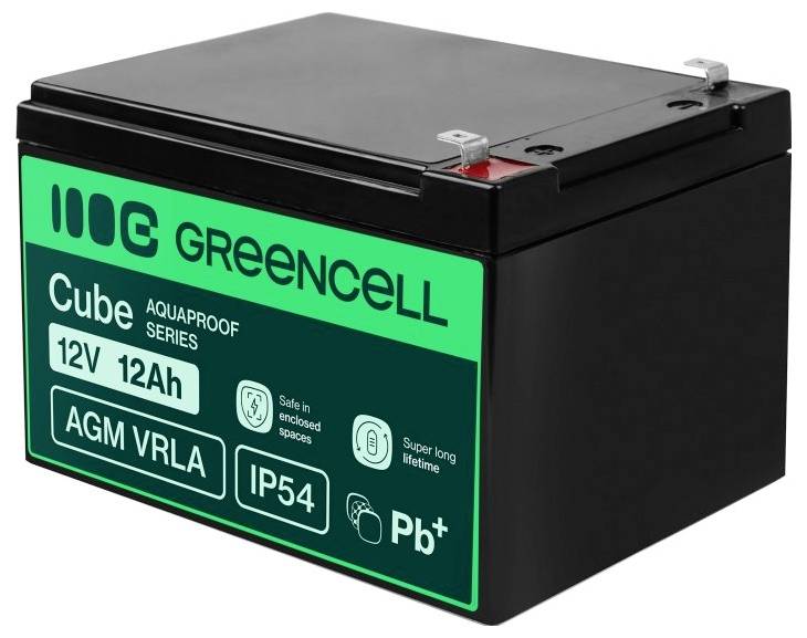 Batterie AGM VRLA Black Greencell Cube Aquaproof 12V 12Ah avec indice IP54 et étiquette Pb+ affichée sur un fond blanc