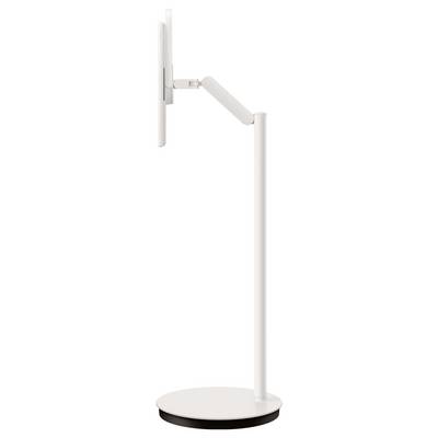 Bras de moniteur blanc réglable monté sur un socle rond, présenté en vue de côté sur un fond uni.