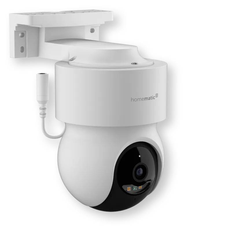 Caméra de sécurité intelligente blanche montée au mur avec objectif dôme et support, étiquetée « homematic », présentée sur un fond neutre.