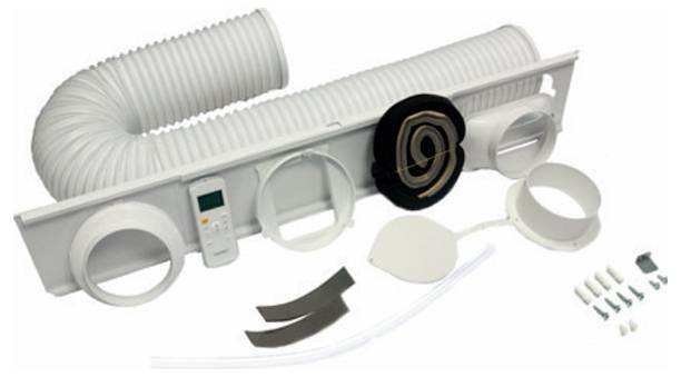 Kit de ventilation HVAC avec conduit blanc flexible, panneau d'aération murale, adaptateurs circulaires, unité de commande, colliers et quincaillerie de montage disposés sur un fond blanc.
