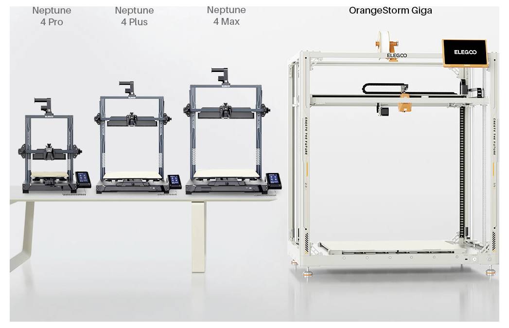 Comparaison d'image des imprimantes 3D ELEGOO Neptune 4, 4 Plus, 4 Max et OrangeStorm Giga, montrant les différences de taille et la plus grande surface de construction.
