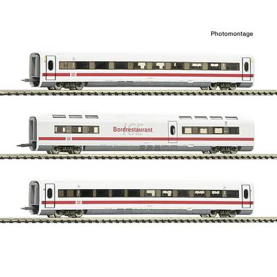 Photomontage d'un train articulé moderne avec des graphiques de paysage urbain coloré sur les voitures, présenté en vue latérale sur les rails.