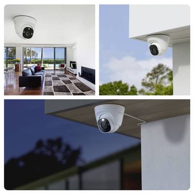 Des caméras de sécurité installées à l'intérieur et à l'extérieur, notamment une caméra montée au plafond dans un salon et des caméras sous les avant-toits.