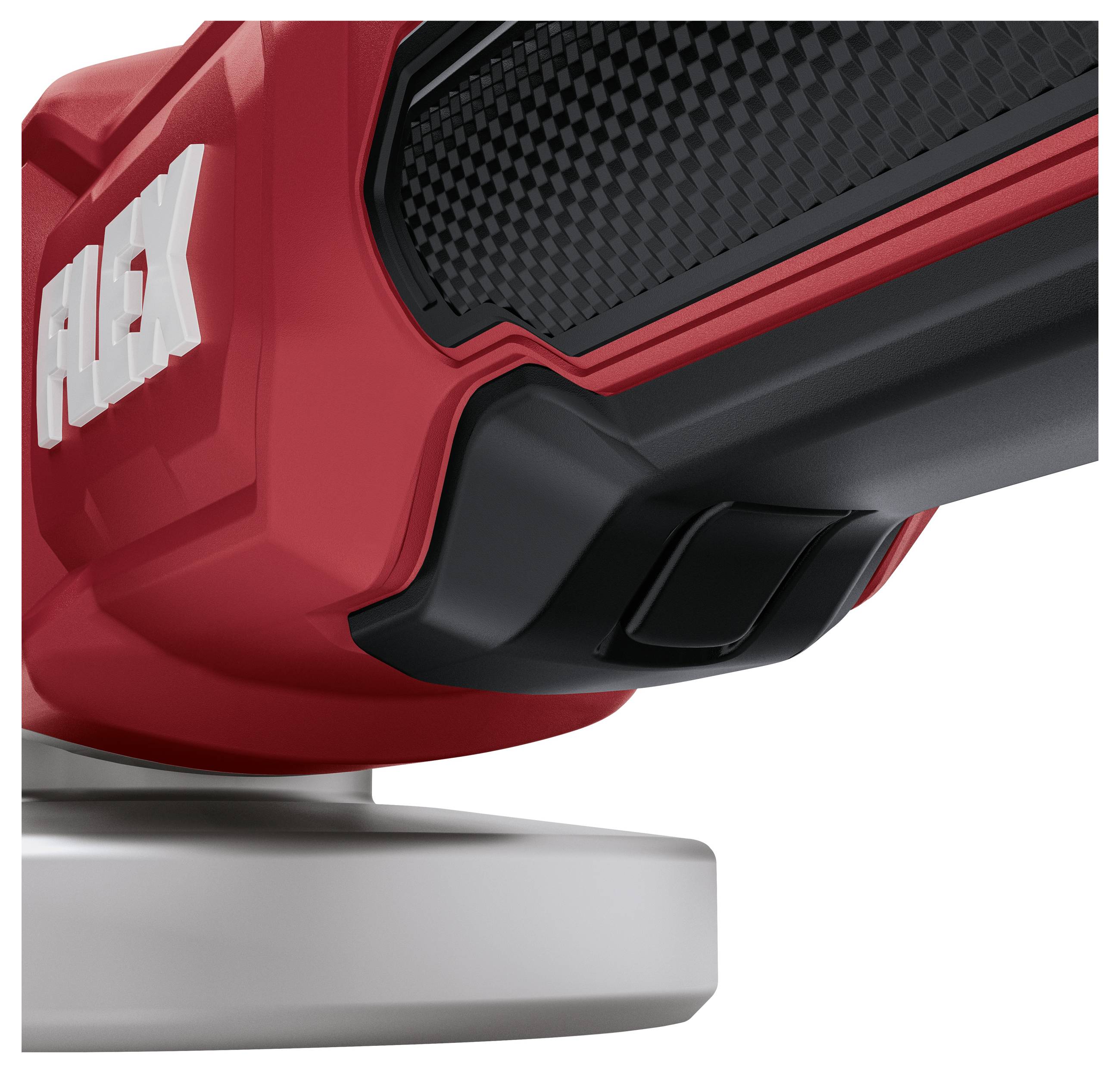 Gros plan du boîtier d'un outil électrique rouge et noir avec une base grise et un détail de type fibre de carbone, présenté sur un fond blanc.