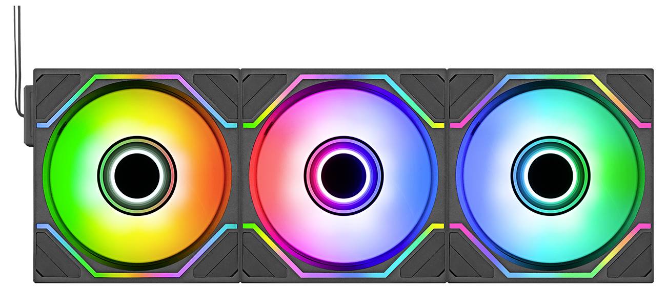 Trois ventilateurs de refroidissement informatique éclairés en RGB alignés sur un radiateur noir, brillant dans des couleurs arc-en-ciel.