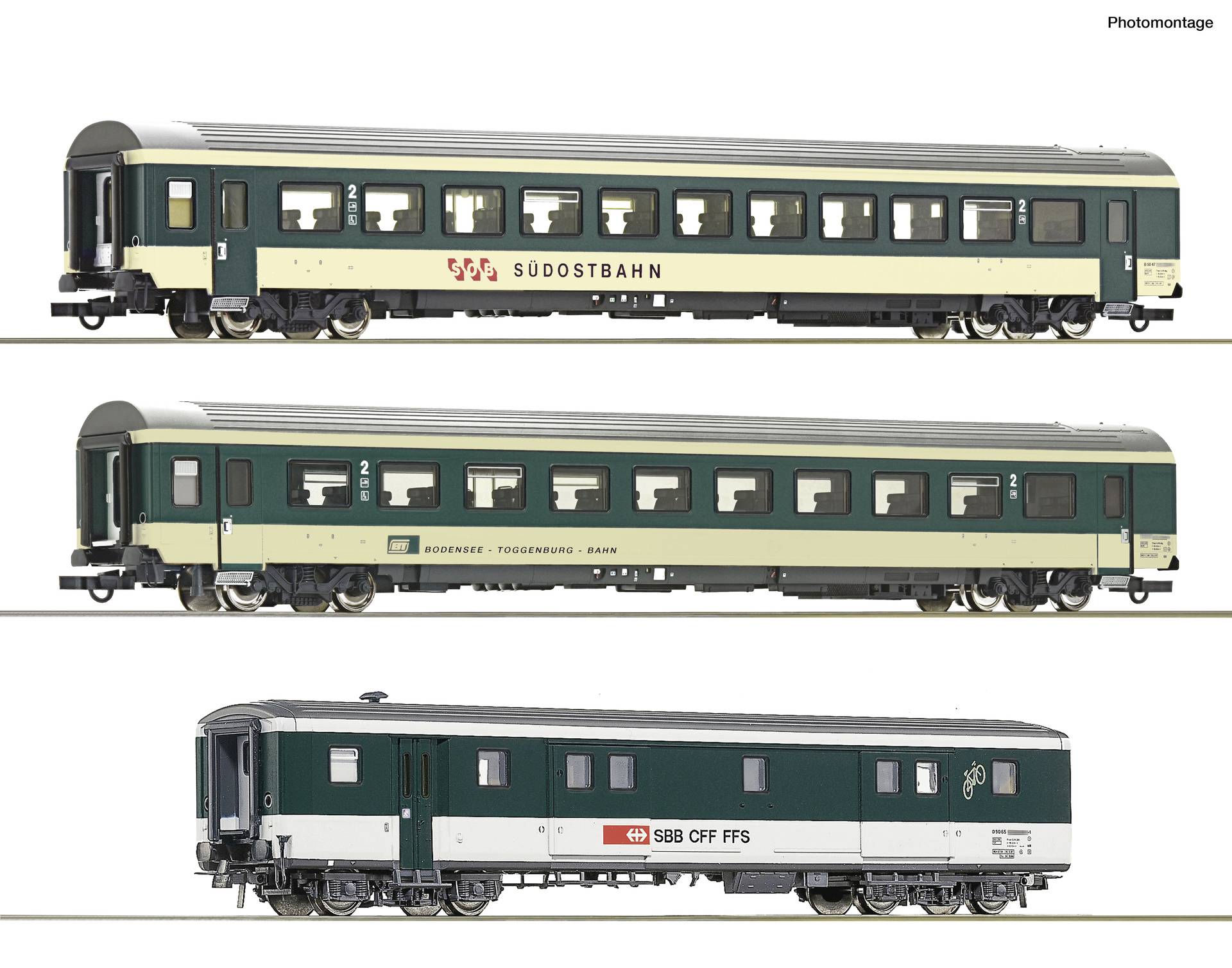 Trois voitures de train miniature pour modélisme ferroviaire présentées en vue de profil, deux voitures SÜDOSTBAHN crème et vert au-dessus d'une voiture SBB CFF FFS vert et blanc en dessous.
