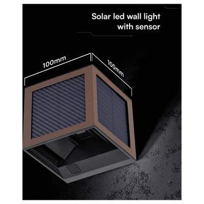 Image produit d'une lampe murale LED solaire carrée avec capteur montrant des côtés de 100 mm et un dessous de capteur noir sur un fond sombre.