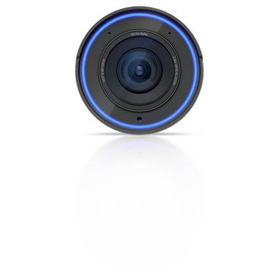 Gros plan d'un objectif de caméra de sécurité noir avec un anneau bleu lumineux, centré sur un fond blanc.
