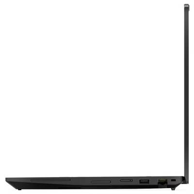 Vue latérale d'un ordinateur portable noir avec le clavier ouvert, montrant le profil fin, la charnière et plusieurs ports situés sur le bord droit.