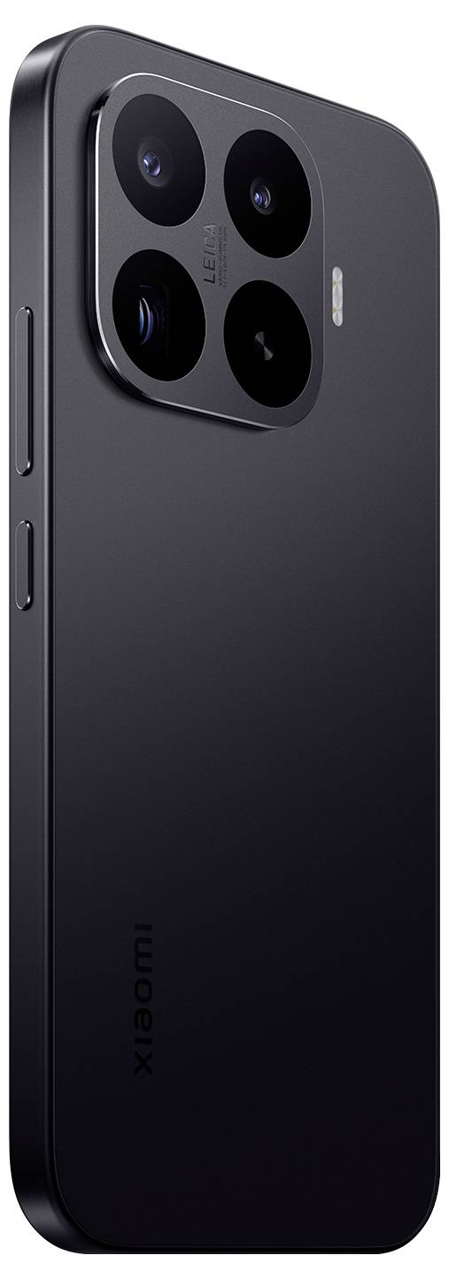 Vue arrière d'un smartphone Xiaomi noir avec un grand module carré à quatre caméras et flash en haut à gauche.
