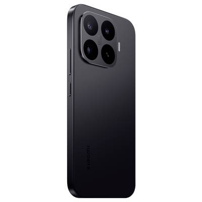 Vue arrière d'un smartphone Xiaomi noir avec un grand module carré à quatre caméras et flash en haut à gauche.