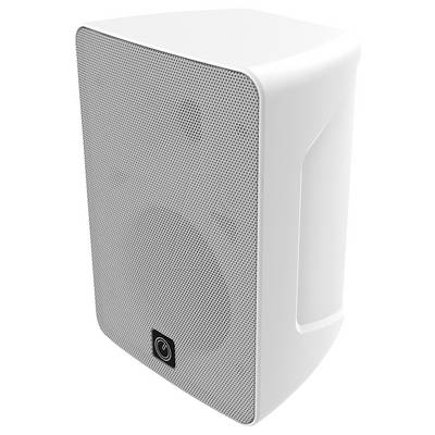 Haut-parleur rectangulaire blanc ou caisson de basses avec grille avant perforée et bouton d'alimentation sur la partie inférieure avant
