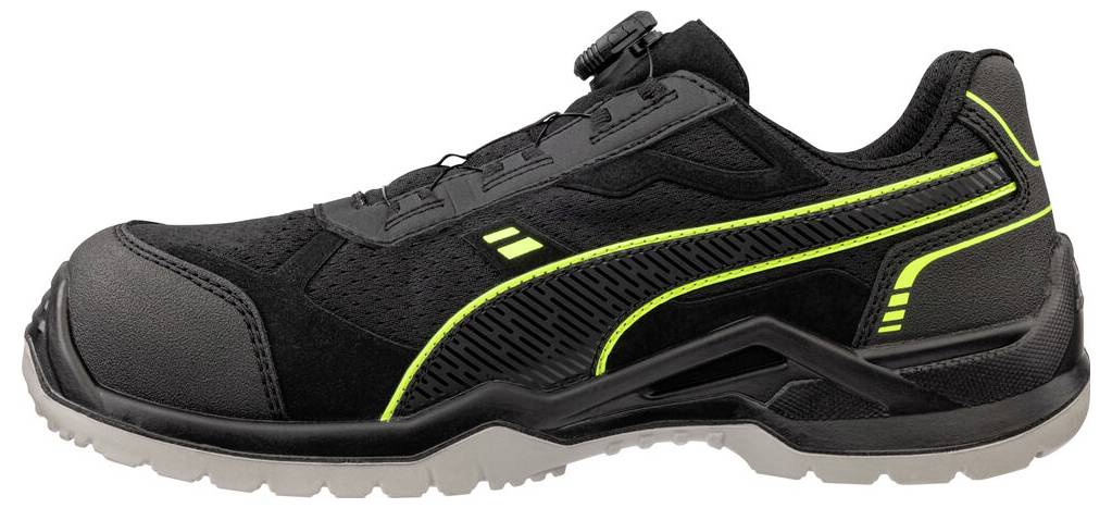 Chaussure de travail athletic noire avec des accents jaune néon et une zone avant renforcée, présentée en vue latérale sur un fond blanc.