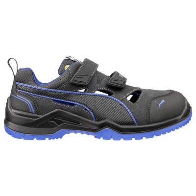 Chaussure de sport noire et bleue avec un renforcement à la pointe, des sangles ajustables et une semelle extérieure bleue, présentée en vue latérale sur fond blanc.
