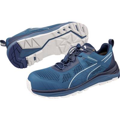 Chaussures de course athlétiques bleues présentées sous les angles de la vue de dessus et de la semelle, mettant en évidence la semelle extérieure blanche striée et le design à lacets.