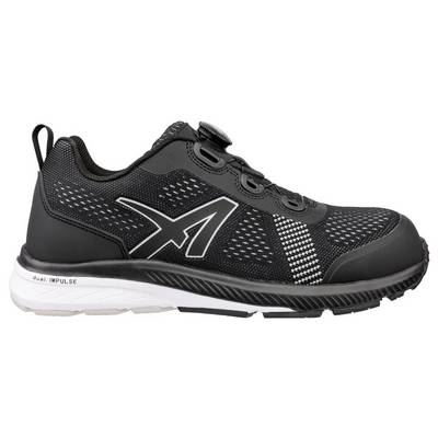 Chaussure de course athlétique noire avec semelle blanche et grand logo sur le côté, présentée de profil sur un fond uni.