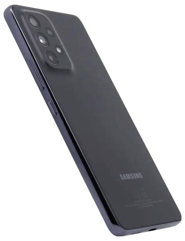 Smartphone Samsung noir montré de l'arrière, incliné pour afficher le module de caméra arrière et les boutons latéraux.
