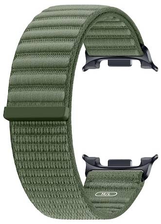 Bracelet de montre tissé vert en nylon avec quincaillerie de connecteur noire, présenté en vue de face sur fond blanc.
