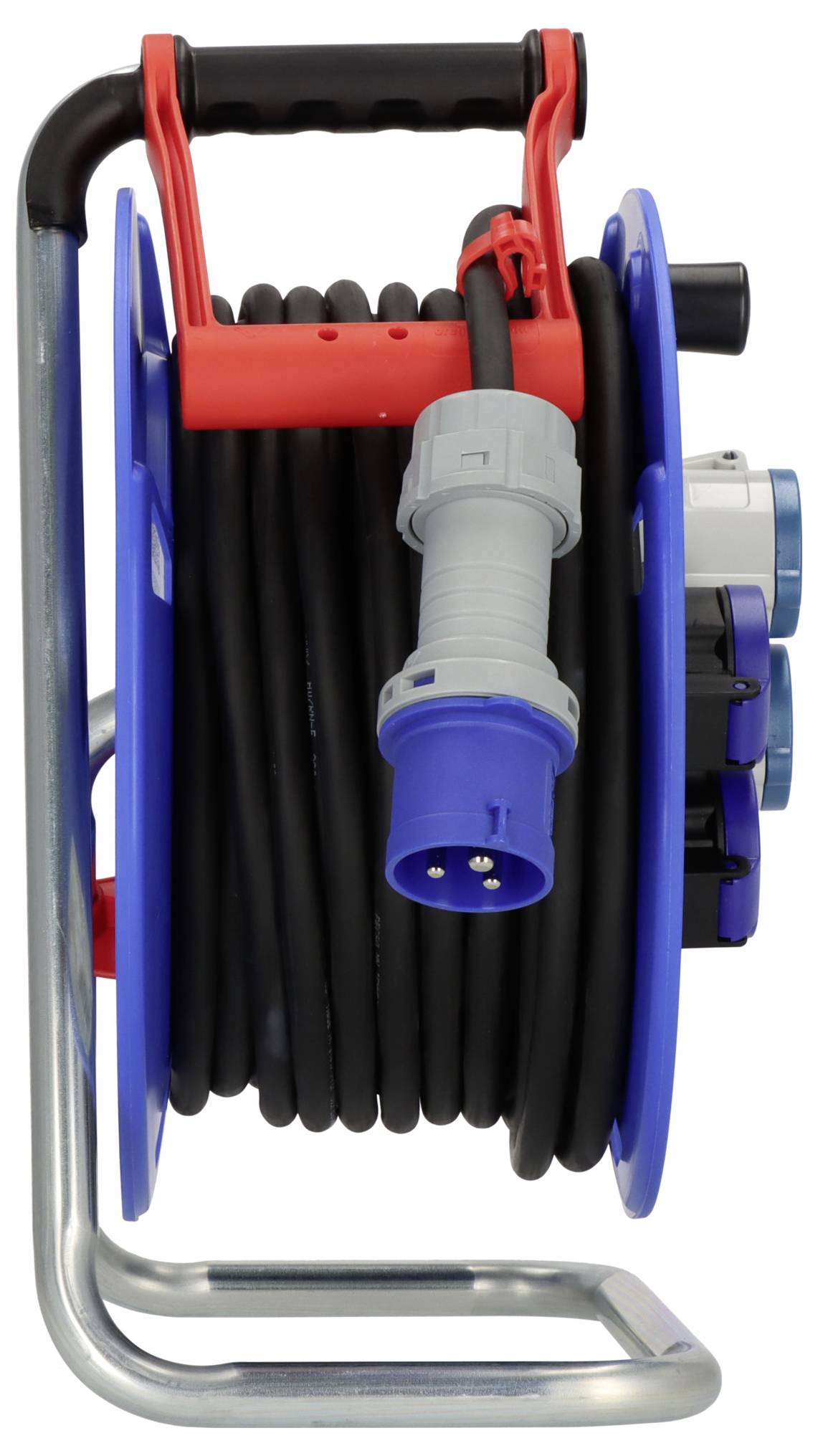 Enrouleur de câble portable avec cordon prolongateur noir enroulé et fiches électriques industrielles bleues et grises sur un cadre métallique.