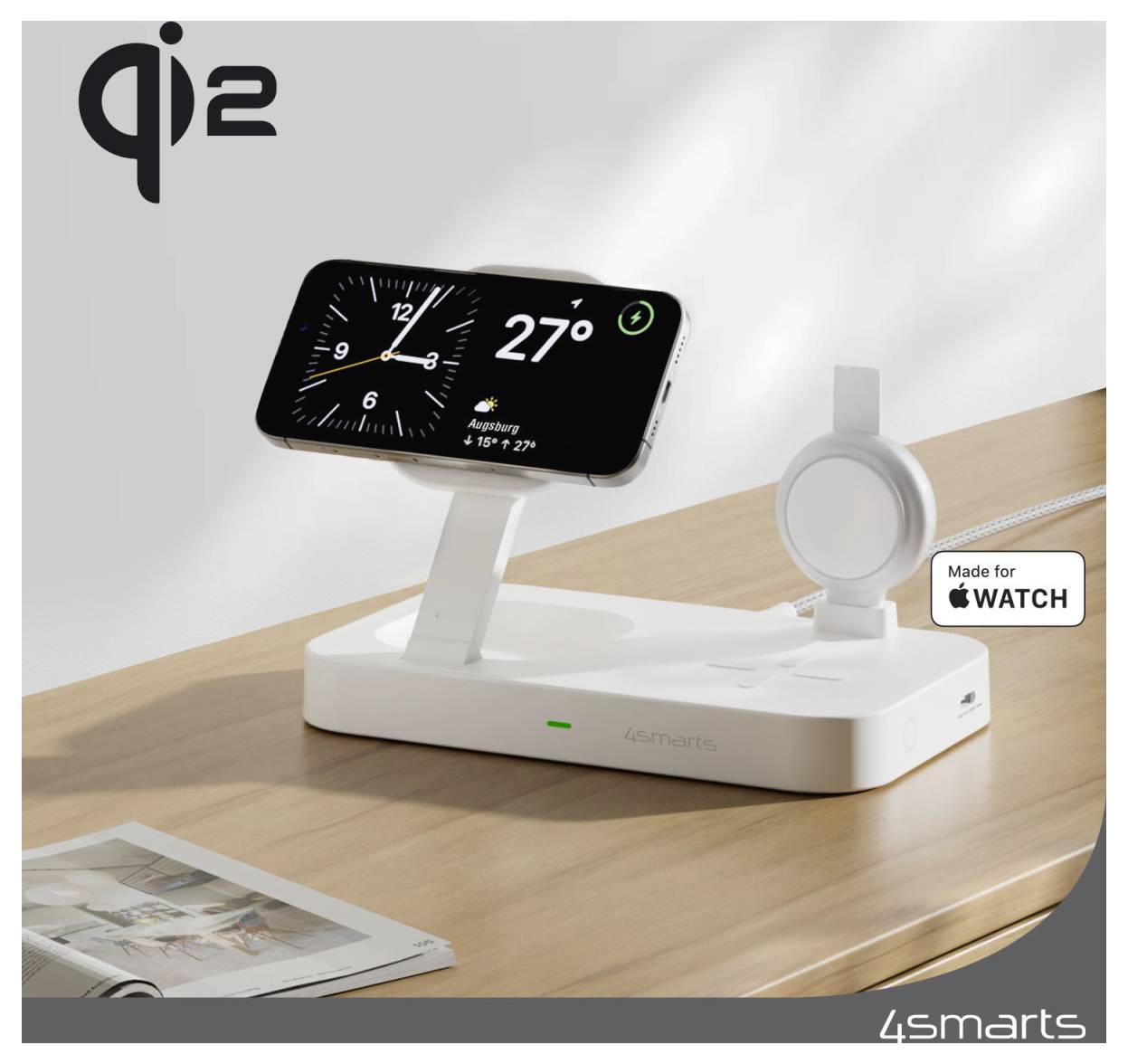 Support de recharge sans fil Qi2 4smarts avec iPhone et Apple Watch, présenté sur un bureau, avec le badge « Fabriqué pour Watch » et l'écran incliné à 27° sur le téléphone.
