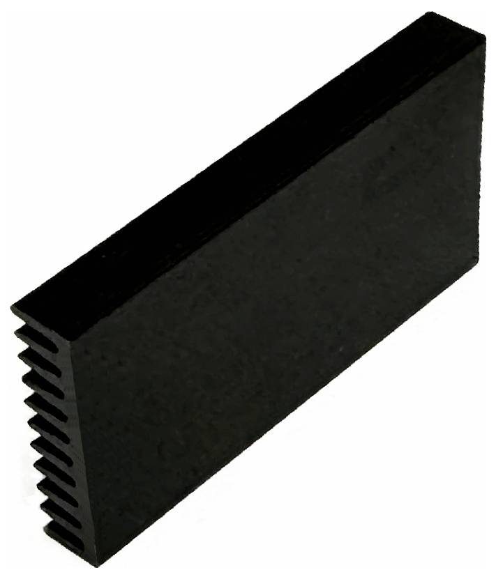 Bloc rectangulaire noir à ailettes présenté en perspective sur fond blanc, probablement un dissipateur thermique ou un composant industriel.
