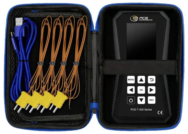 Étui de transport ouvert avec un compteur série PCE T-400 sur la droite et des câbles de sonde bleus et orange groupés sur la gauche.