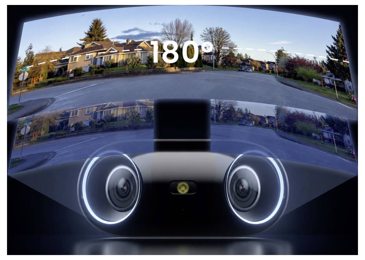 Vue grand angle montrant une allée et une rue du quartier avec « 180° » en surimpression au-dessus de deux objectifs de caméra illuminés, indiquant un appareil panoramique à double objectif.