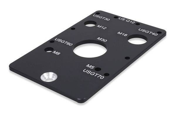 Plaque de contrôle de mesure en métal noir avec inserts filetés et trous étiquetés pour les tailles USG T30, US Q12, USGT40, M12, M18, M30, M8, M5 et USGT70.