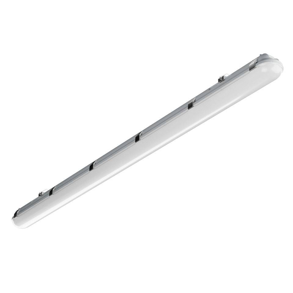Luminaire fluorescent linéaire mince sur fond blanc, présenté en diagonale.