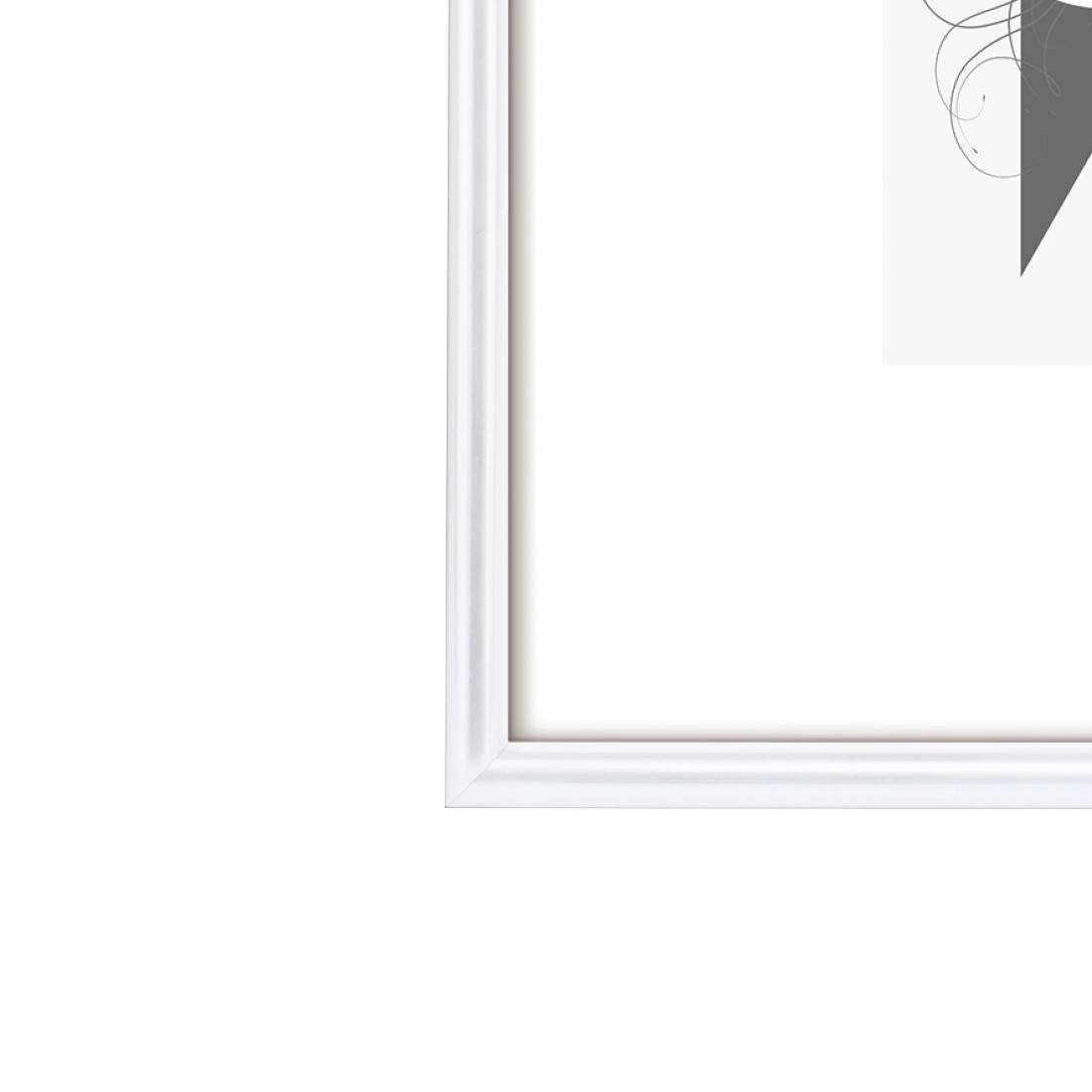 Page blanche avec un coin de cadre décoratif partiel dans le coin supérieur droit.