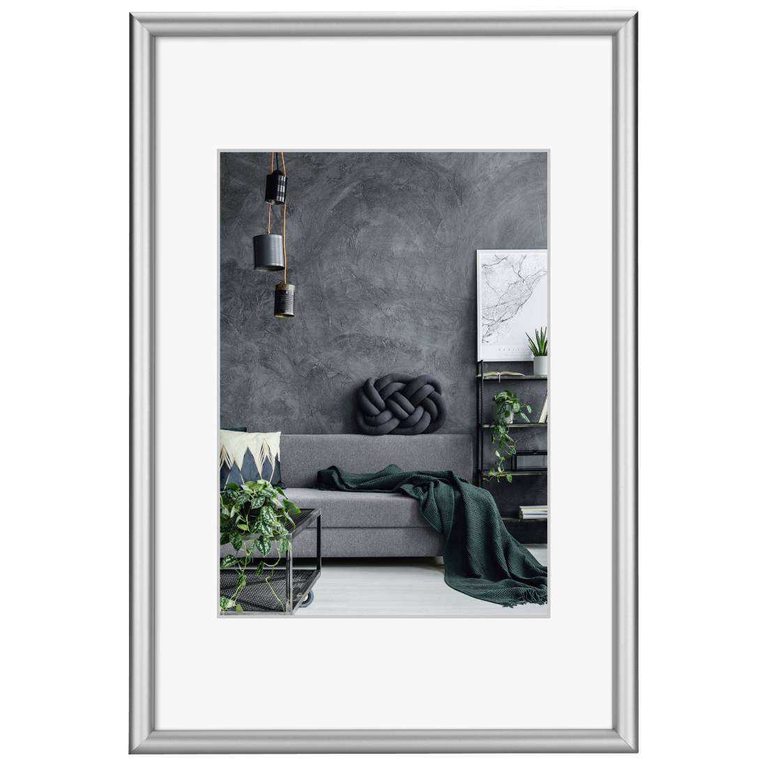Art mural montrant un élégant salon avec un canapé gris, un mur texturé foncé, des luminaires suspendus, des plantes et une couverture gris foncé.