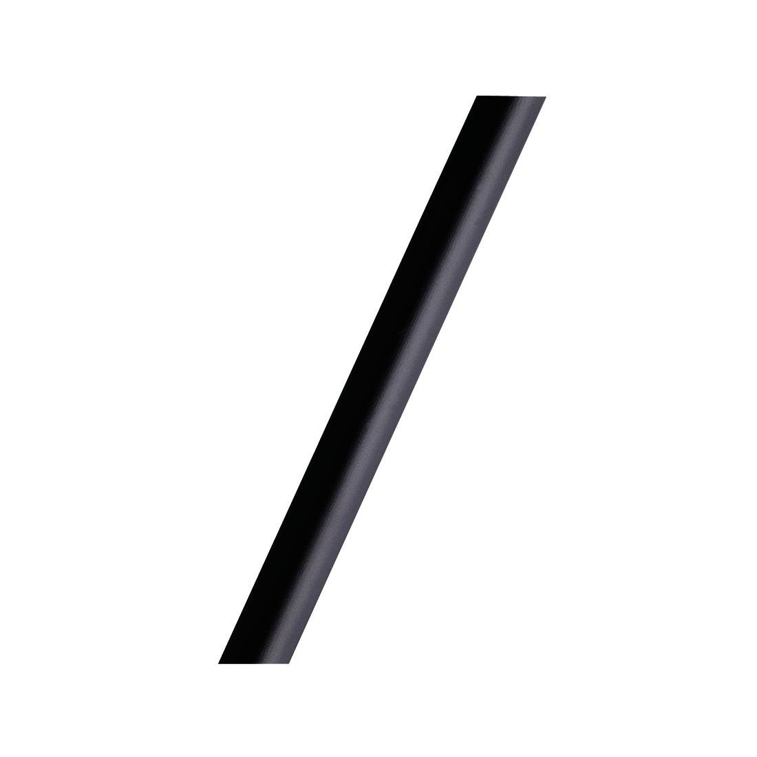 Une seule ligne diagonale noire sur un fond blanc.