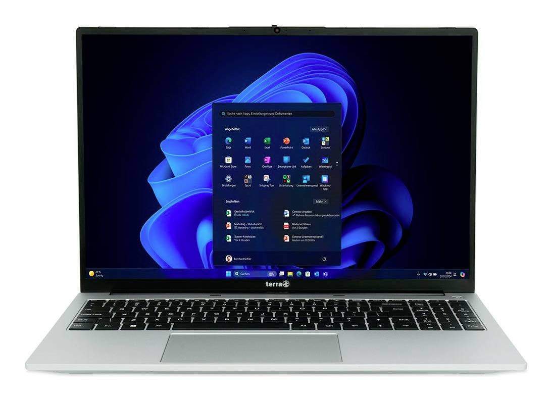 Ordinateur portable argenté affichant le bureau Windows 11 avec le menu Démarrer ouvert sur un fond d'écran abstrait bleu.