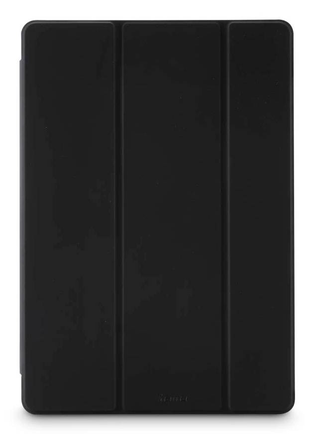 Étui folio noir pour tablette avec trois panneaux frontaux verticaux, montré fermé sur un fond blanc.