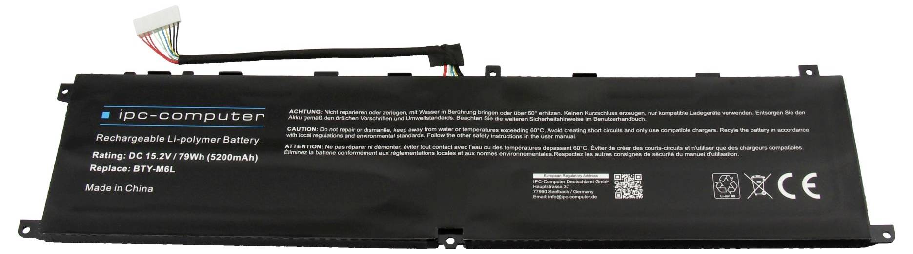 Batterie pour ordinateur portable noire portant l'étiquette « tp-computer » avec les spécifications et les pictogrammes de sécurité, présentée avec le câble attaché et le connecteur.