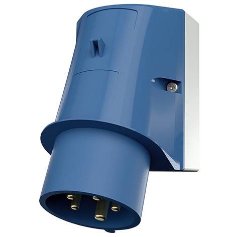 Connecteur de prise électrique industrielle bleue angulé sur un fond blanc, montrant l'extrémité de la prise mâle ronde et le boîtier de montage.