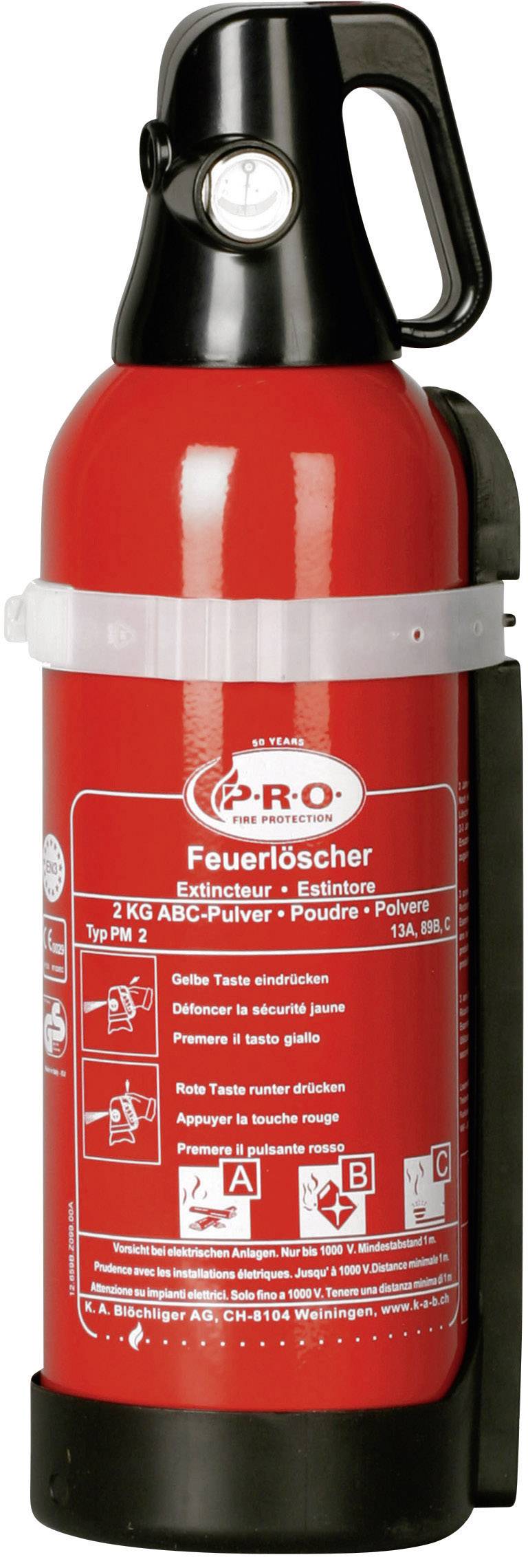 Extincteur rouge avec poignée noire, étiqueté avec des instructions d'utilisation. Contient 2 kg de poudre ABC pour une utilisation universelle.