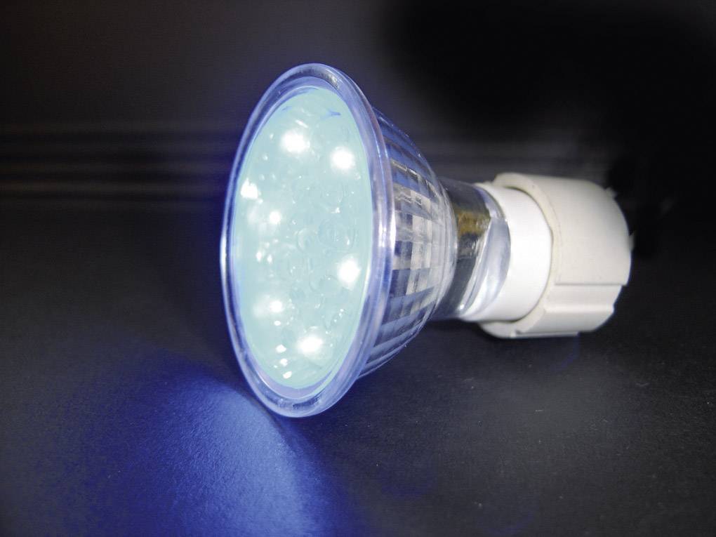 Ampoule à LED GU10 RGB Eco Conrad.fr