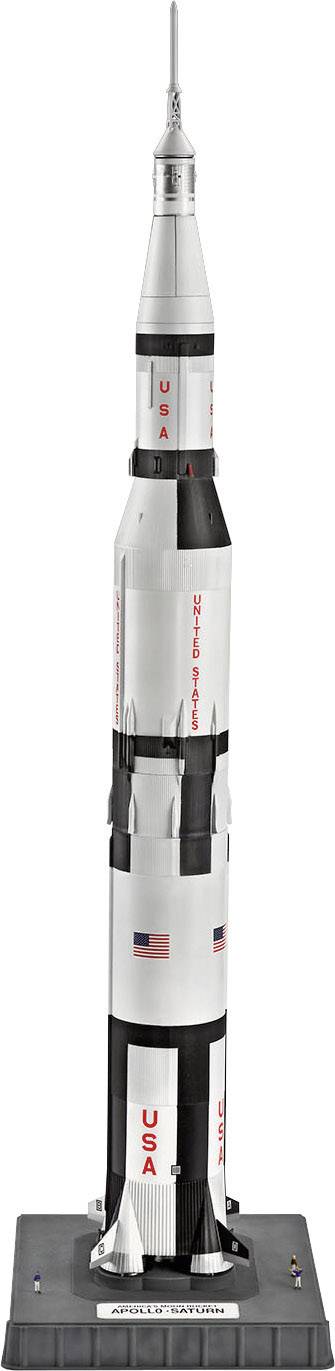 Un modèle de la fusée Saturn V, blanc avec des accents rouges et noirs, sur un socle portant l'inscription 'Fusée Saturn V'.