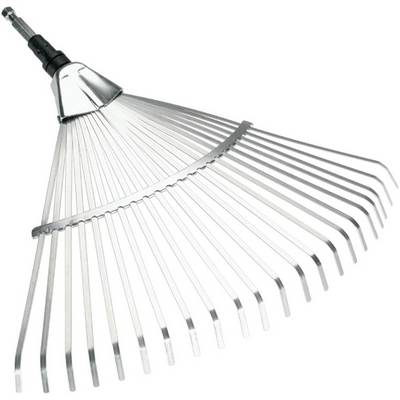Un balai de jardin argenté avec des dents en métal et un manche noir, adapté pour ratisser les feuilles ou les déchets de jardin.