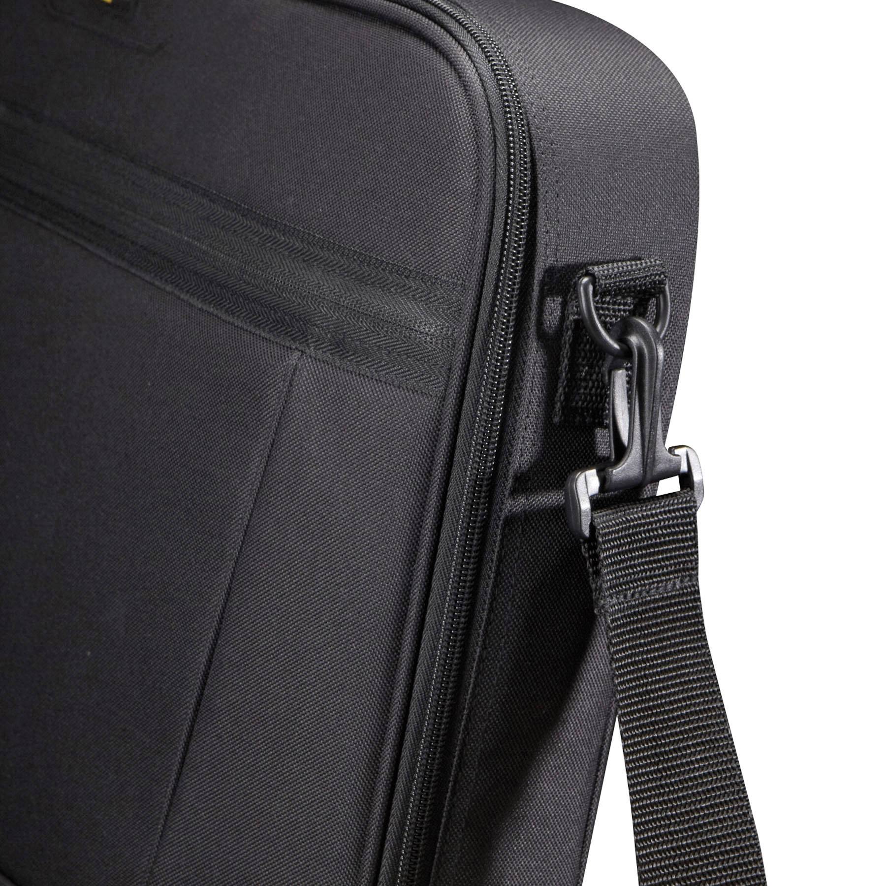 Un sac à dos noir pour ordinateur portable avec fermeture éclair et bandoulière, adapté au transport sécurisé d'un ordinateur portable.