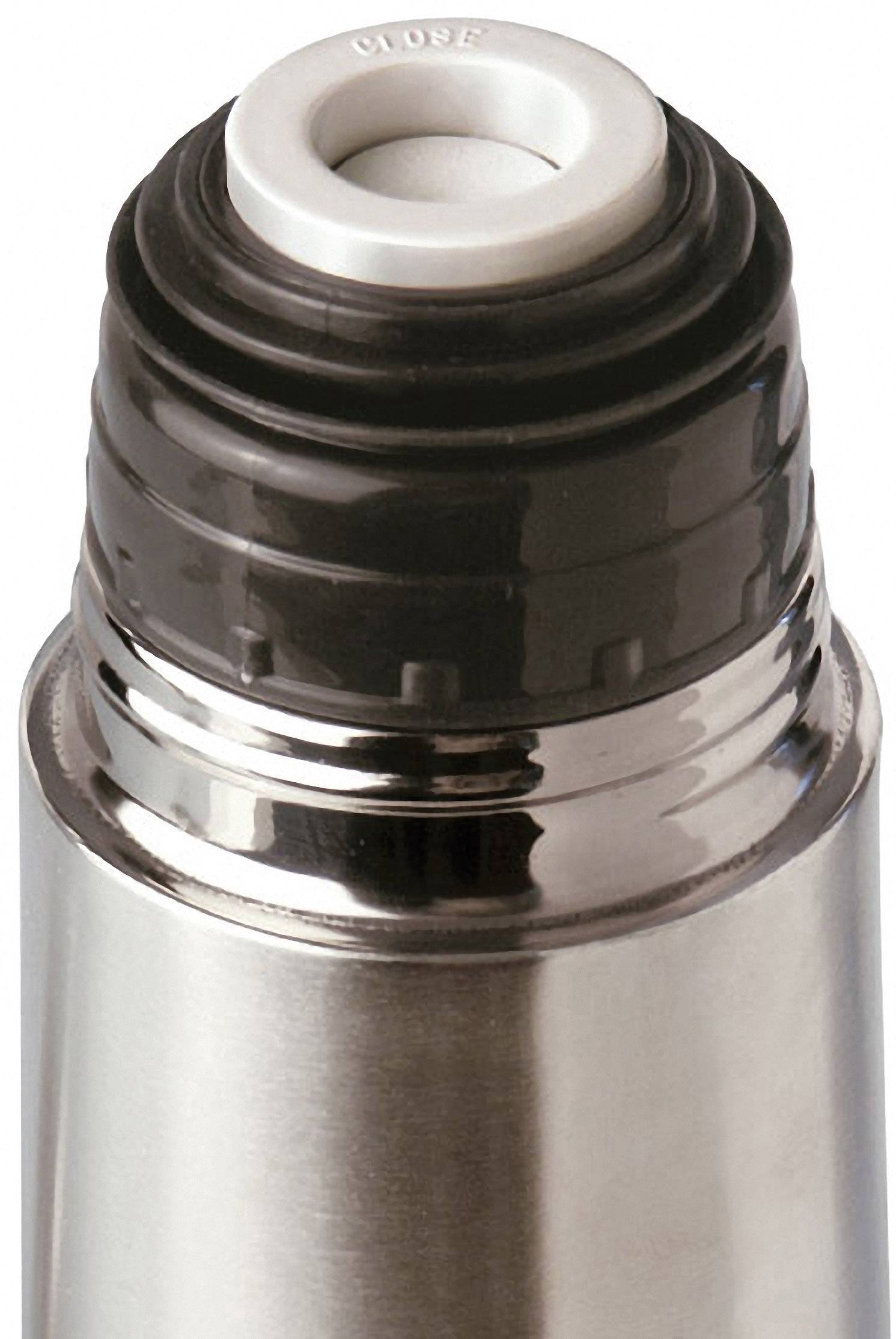 Un bouchon de bouteille isotherme en acier inoxydable en gros plan, avec un capuchon noir et blanc pour la conservation de boissons chaudes ou froides.